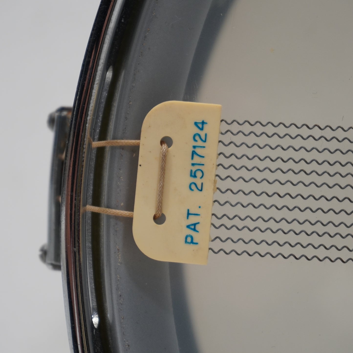 LUDWIG B/O BADGE ACROLITE SNARE DRUM 14" x 5" No. 3076089