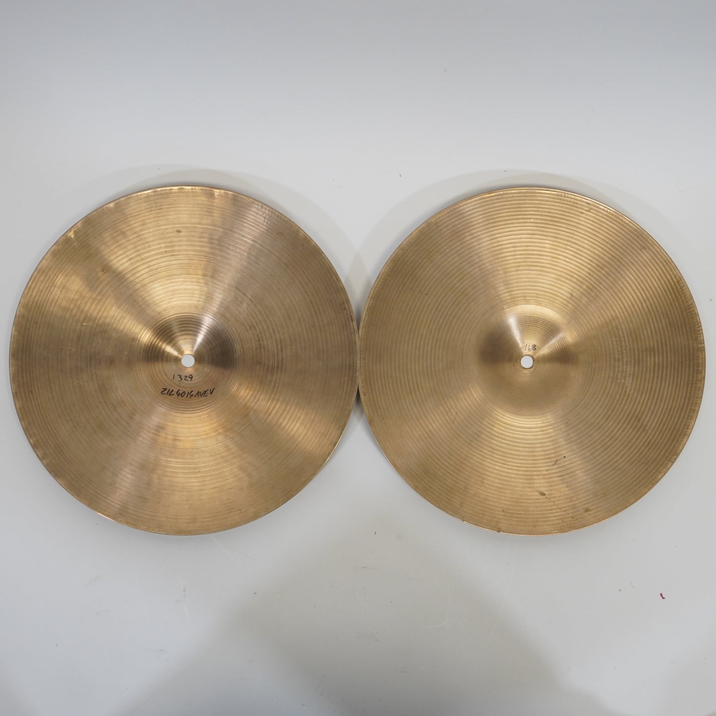 VINTAGE ZILDJIAN AVEDIS 14" HIHATS