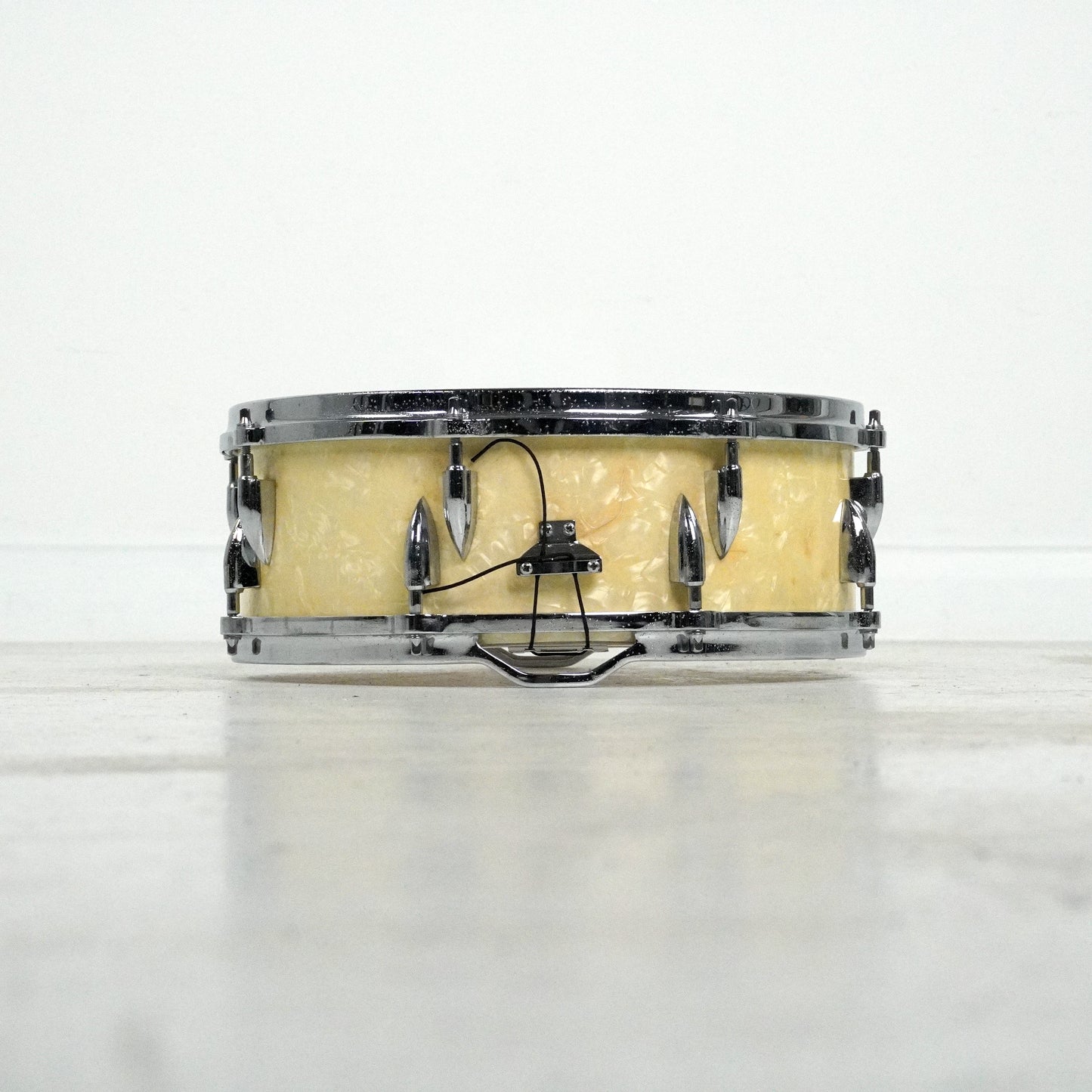 Edgware B&H 14" x 5" Snare in White Pearl