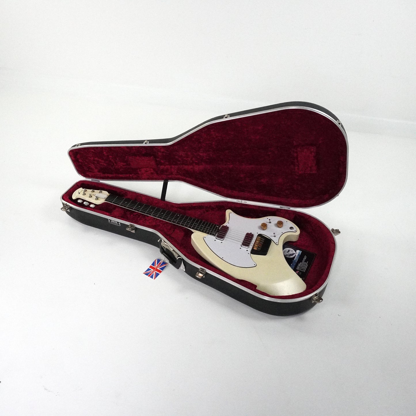 Ovation Breadwinner 1974 in White