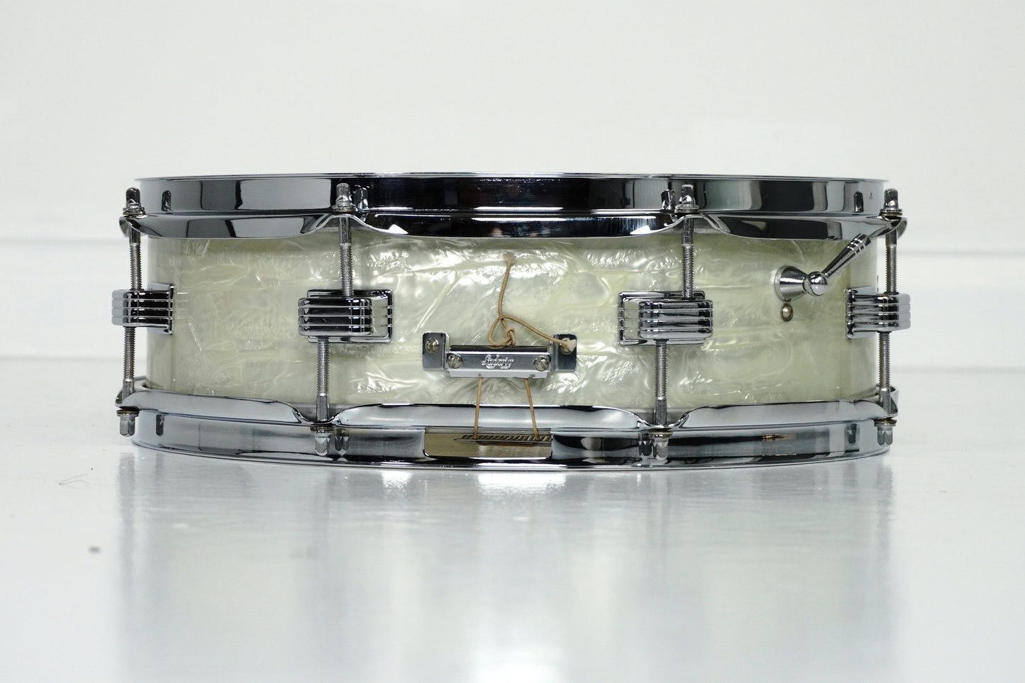 Ludwig 14" x 4" Down Beat Snare Drum in White Marine Pearl 1965