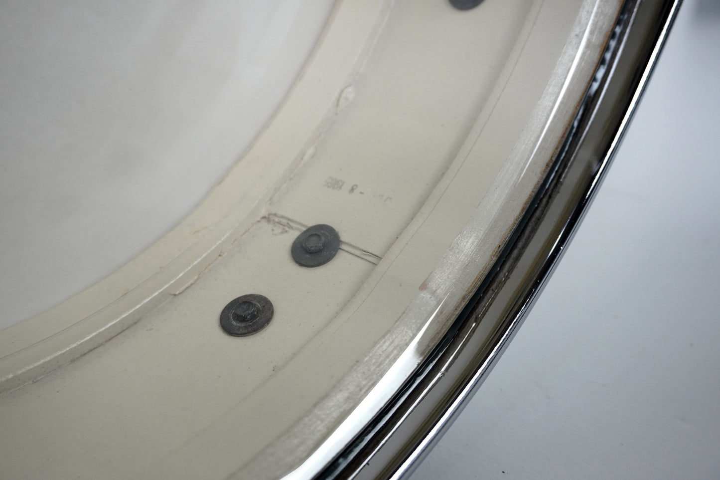 Ludwig 14" x 4" Down Beat Snare Drum in White Marine Pearl 1965