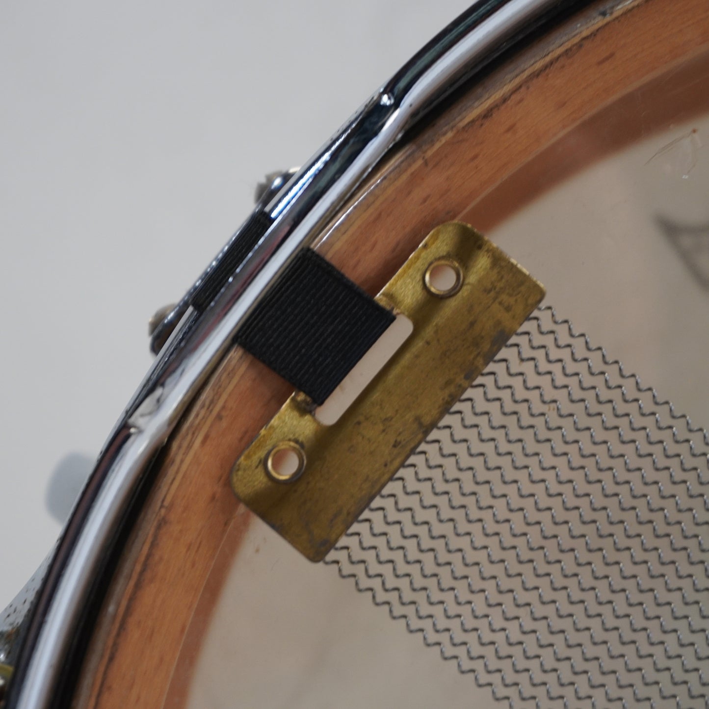BEVERLEY NEW STANDARD 14" x 5" SNARE DRUM