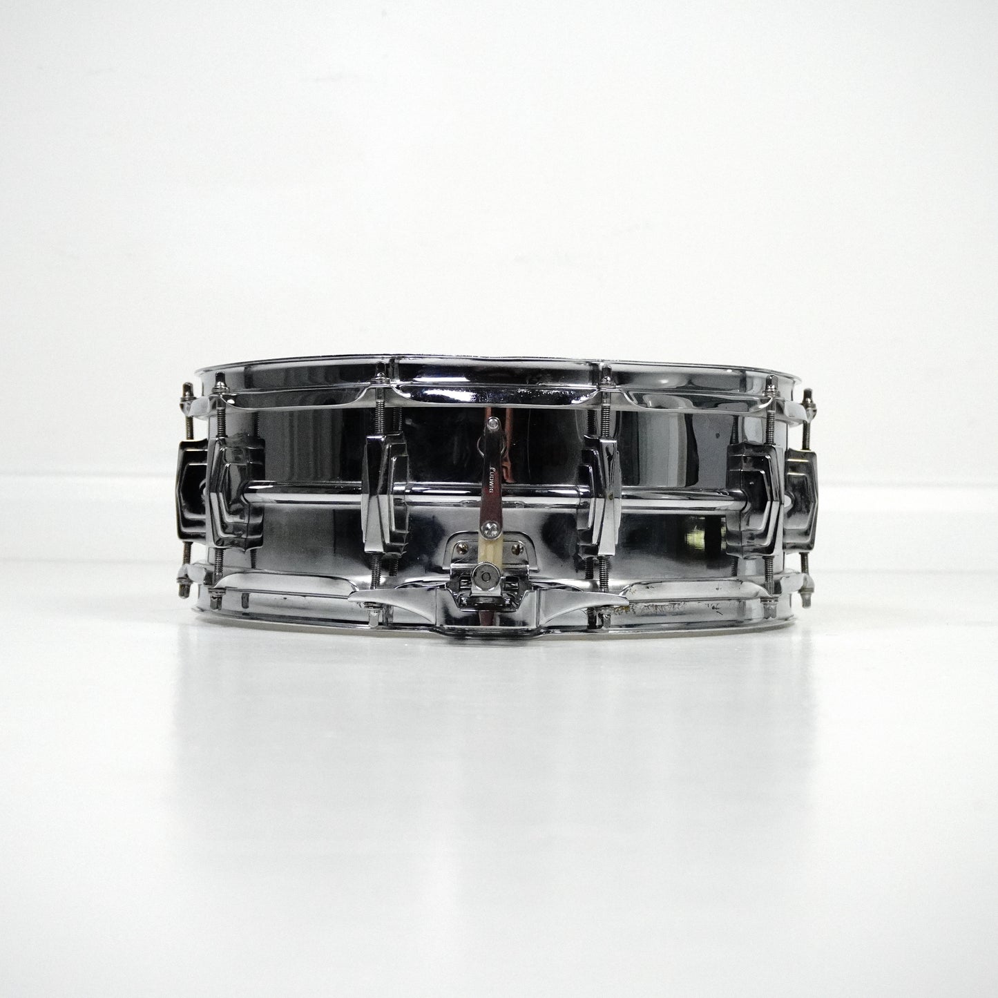 Ludwig 14” x 5” LM400 Super Sensitive Chrome over Brass Snare 60s