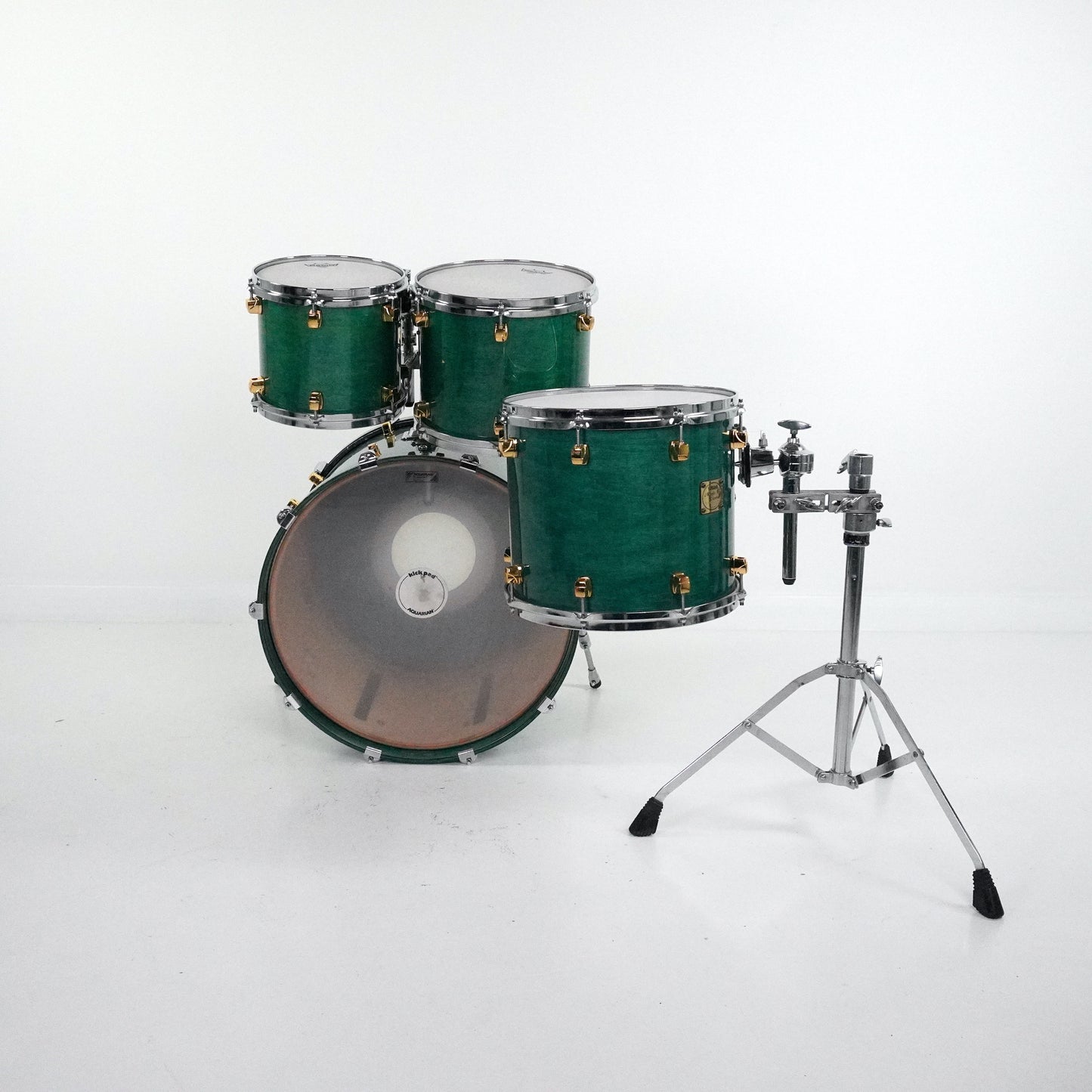 Yamaha 4-Piece Maple Custom Drum Kit in Emerald Green 22,10,12,14