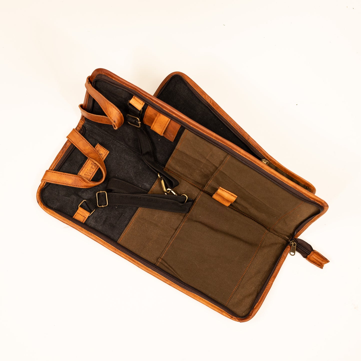 Zyn Luxus-Sticktasche aus Leder und Canvas