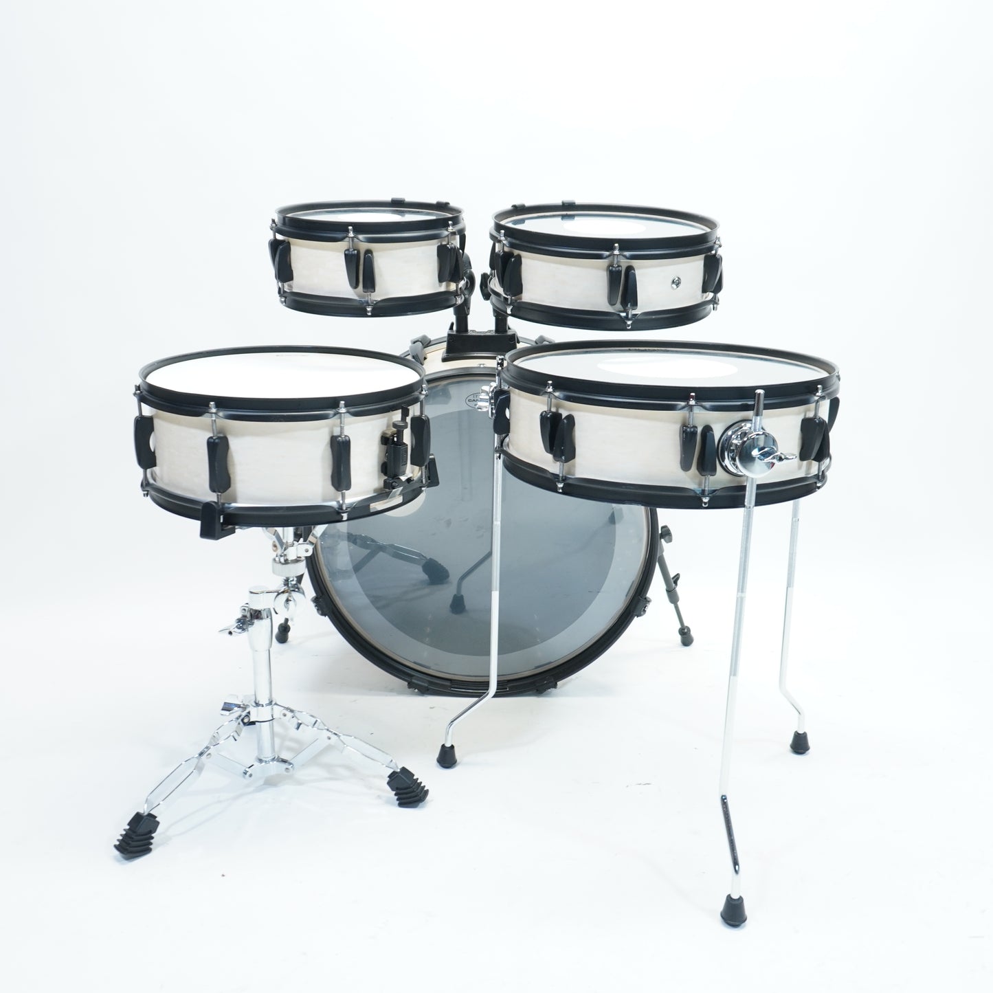 Pearl LMF 5 Piece Drum Kit in White Finish 22/10/12/14/14x5SD
