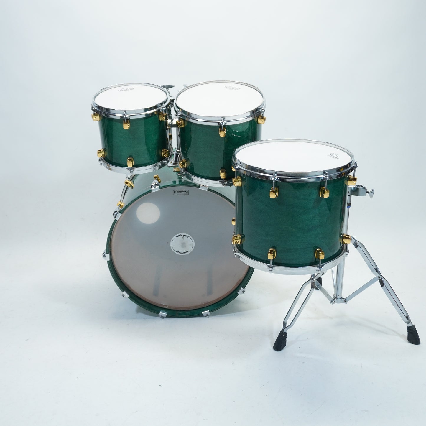 Yamaha 4-Piece Maple Custom Drum Kit in Emerald Green 22,10,12,14
