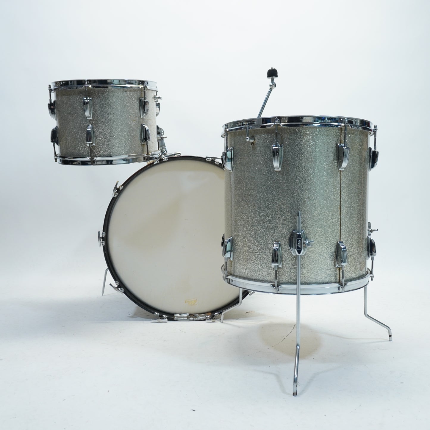 LUDWIG CLASSIC 1965 3-PIECE 22,16,13 IN SILVER SPARKLE
