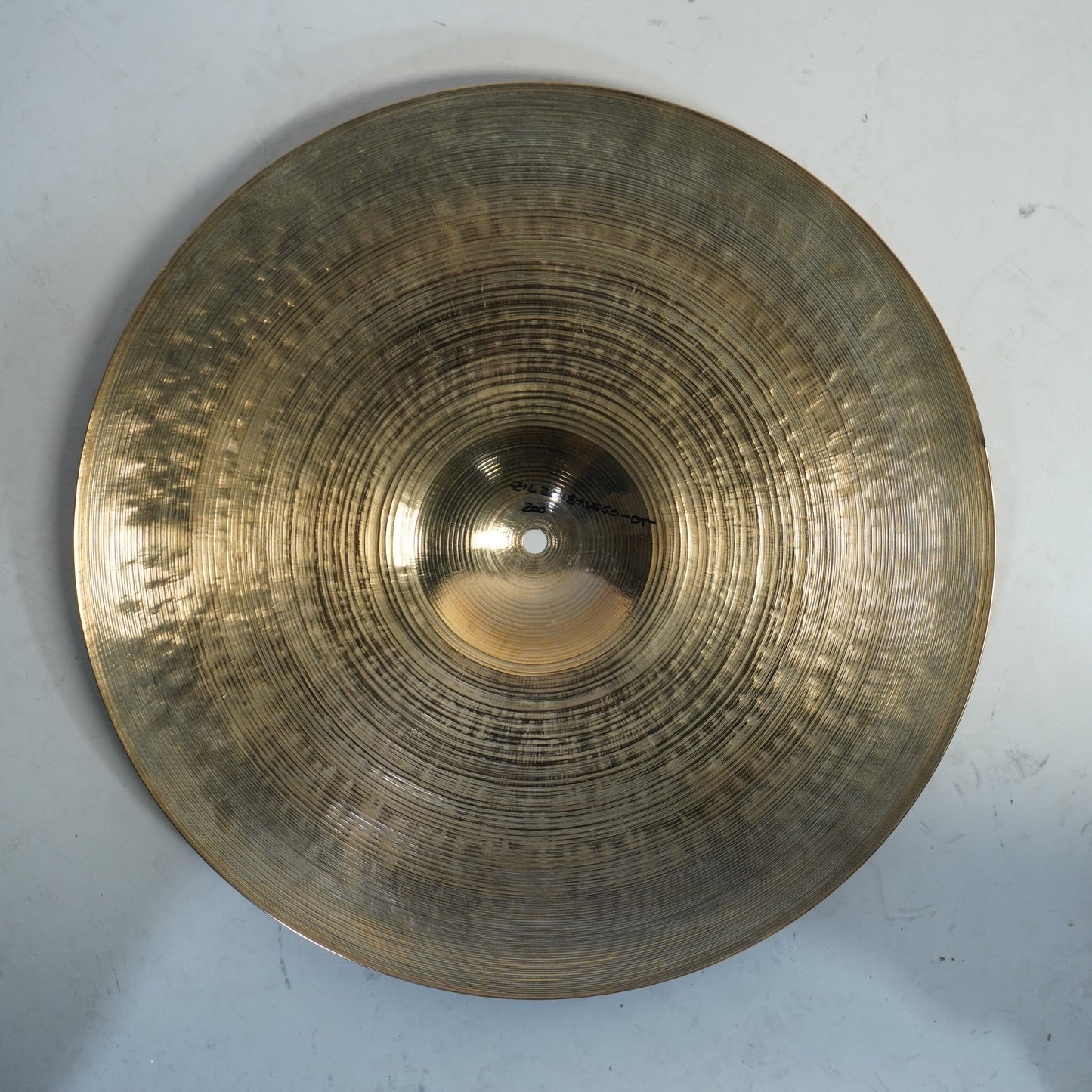 VINTAGE ZILDJIAN AVEDIS CYMBAL SET - 20"/18"/15"
