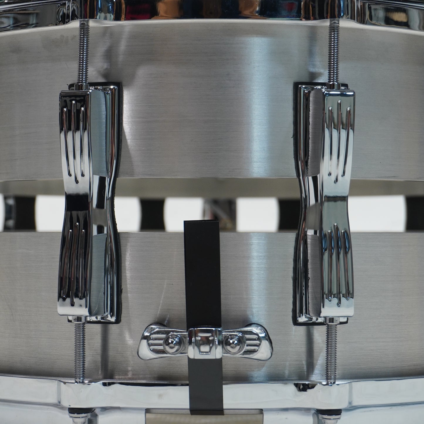 Ludwig Aluminium Slotted Coliseum Snare Drum