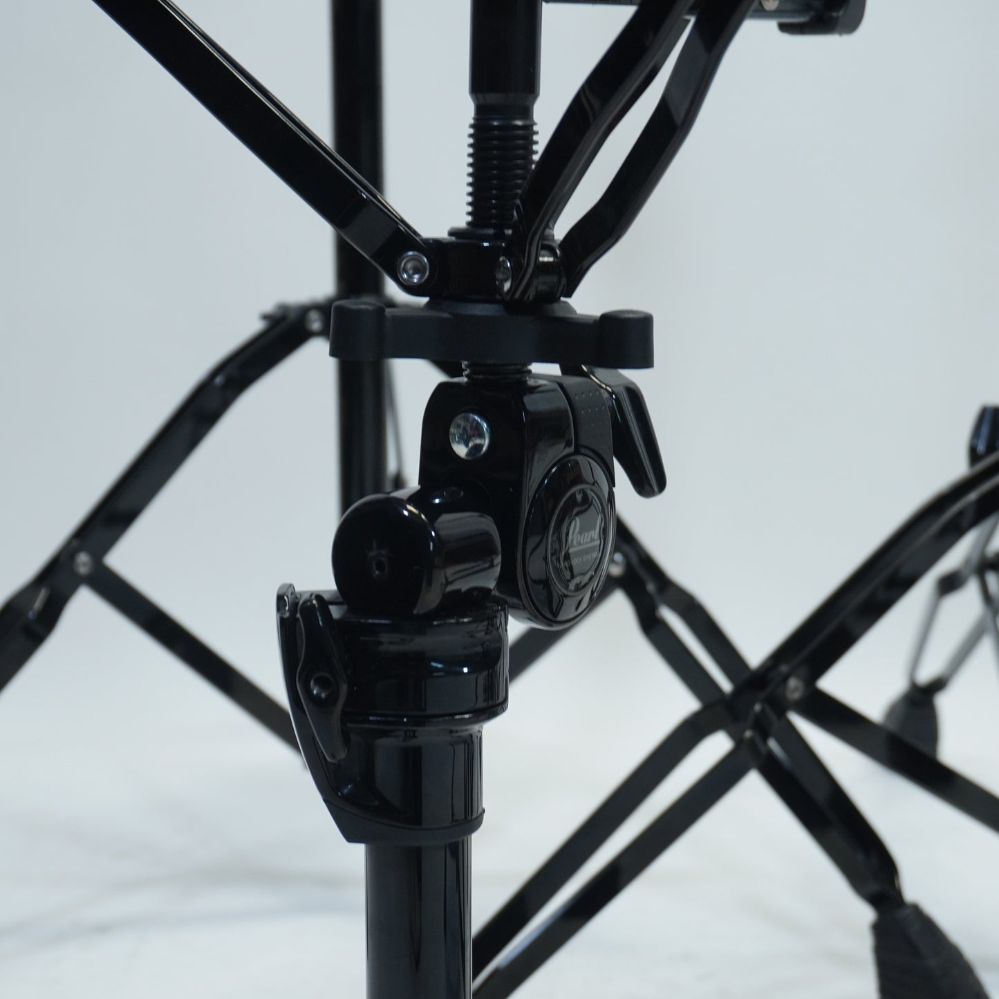 PEARL 2000 SERIES BLACK CHROME HARDWARE SET