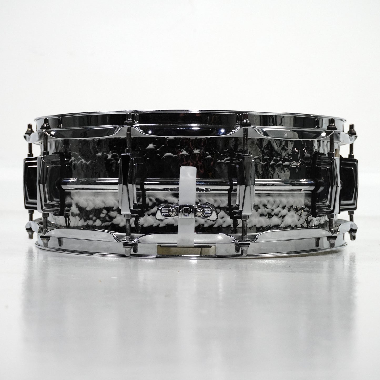 Ludwig LM400K Hand-Hammered 14” x 5.5 “ Supraphonic Snare Drum