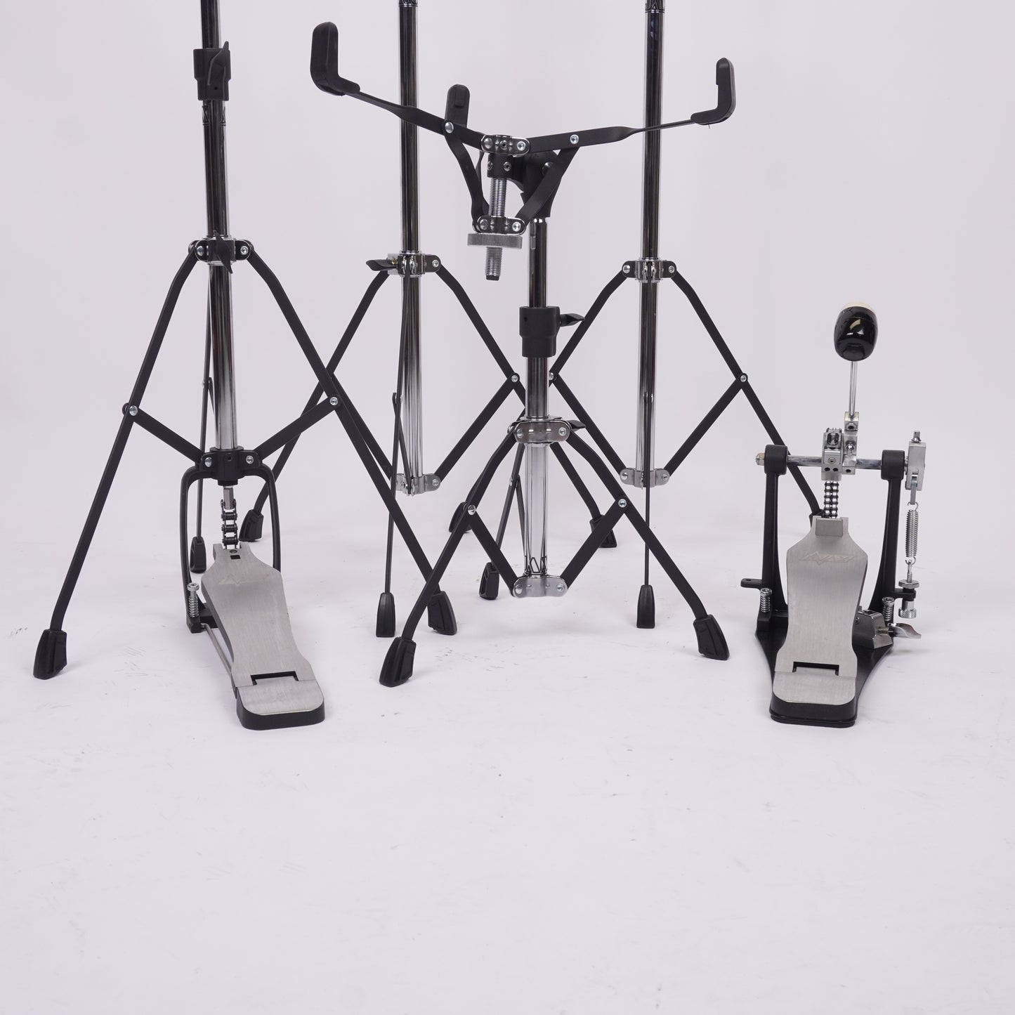 AJAX LIGHT WEIGHT BLACK & CHROME HARDWARE SET