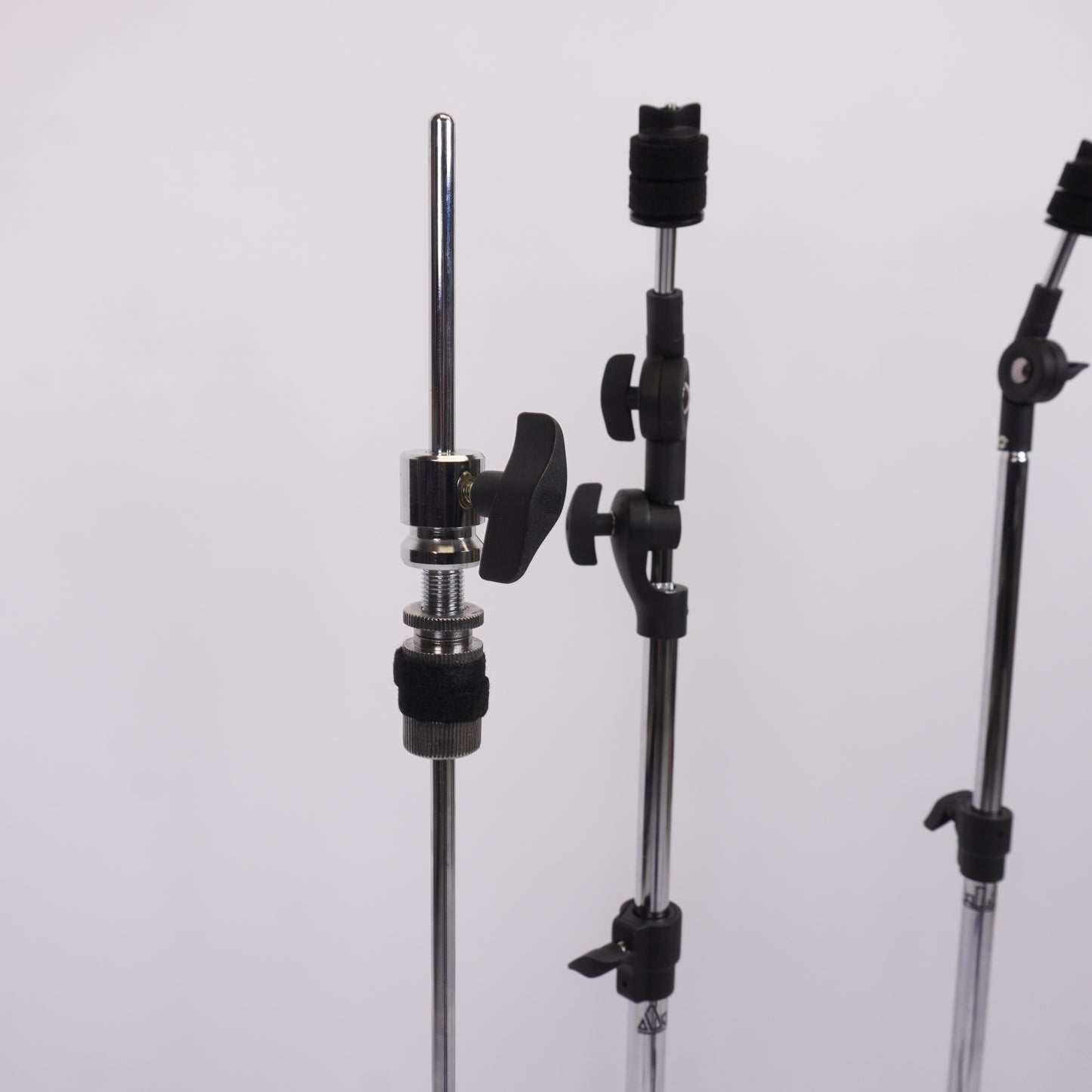 AJAX LIGHT WEIGHT BLACK & CHROME HARDWARE SET