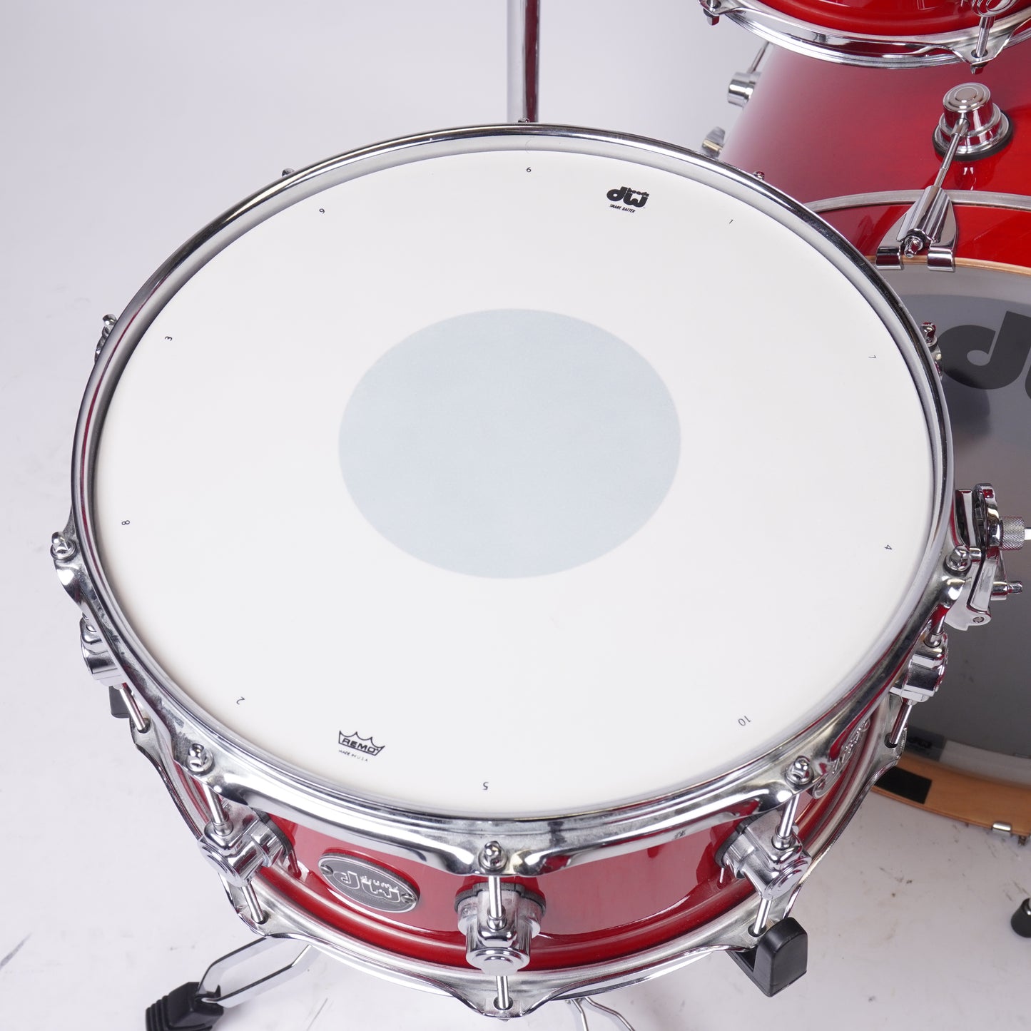 DW PERFORMANCE 6-PIECE DRUM KIT IN CANDY APPLE RED 22/10/12/14/1614X6.5