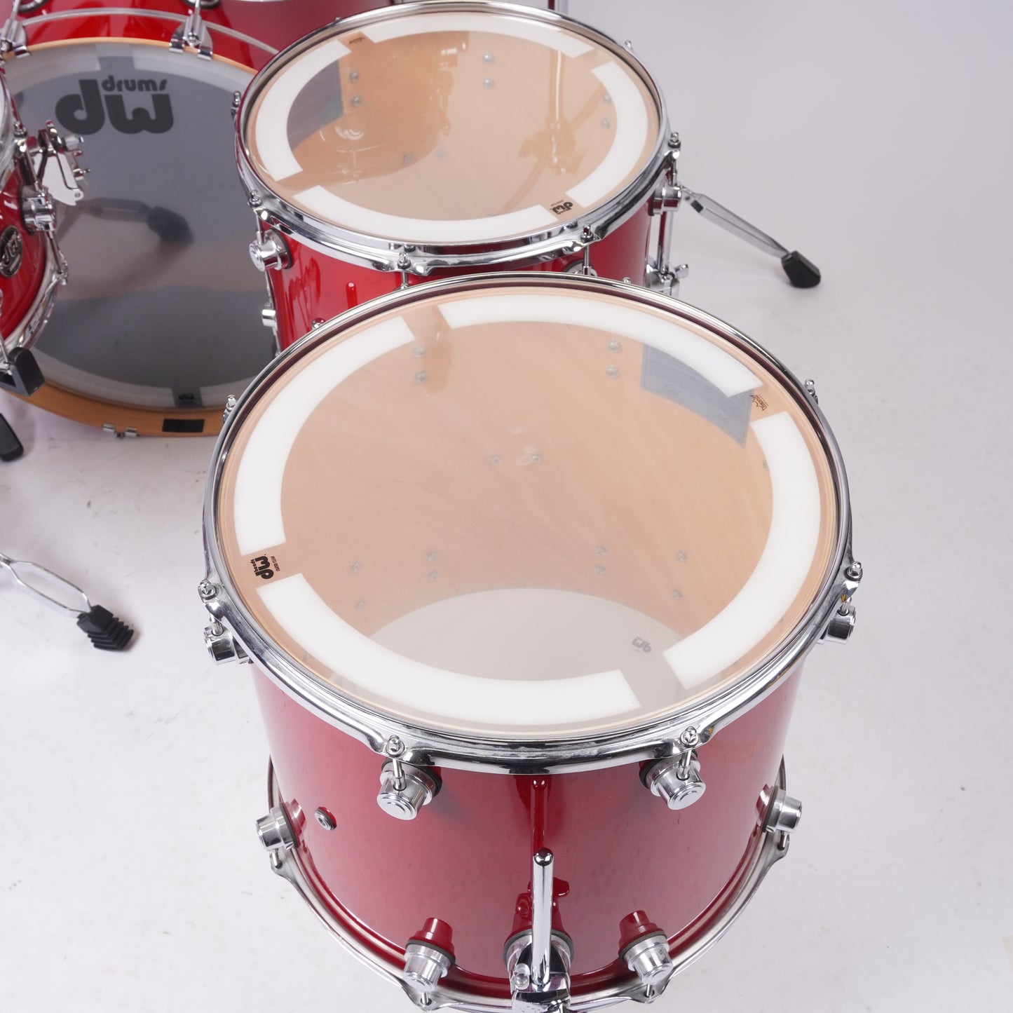 DW PERFORMANCE 6-PIECE DRUM KIT IN CANDY APPLE RED 22/10/12/14/1614X6.5