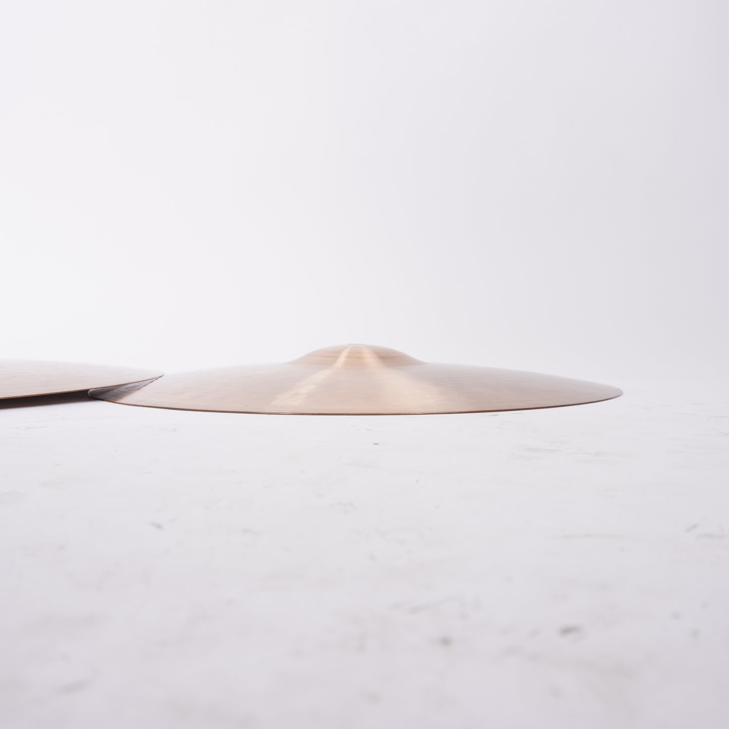 PAISTE 2002 14" MEDIUM HI HATS