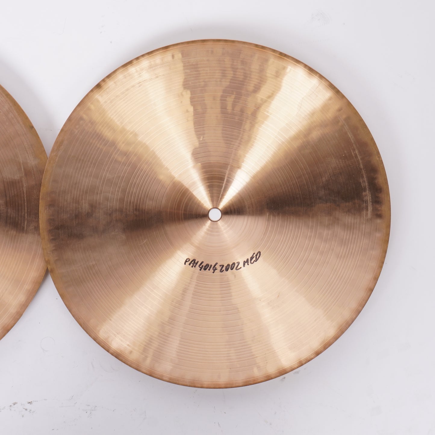 PAISTE 2002 14" MEDIUM HI HATS