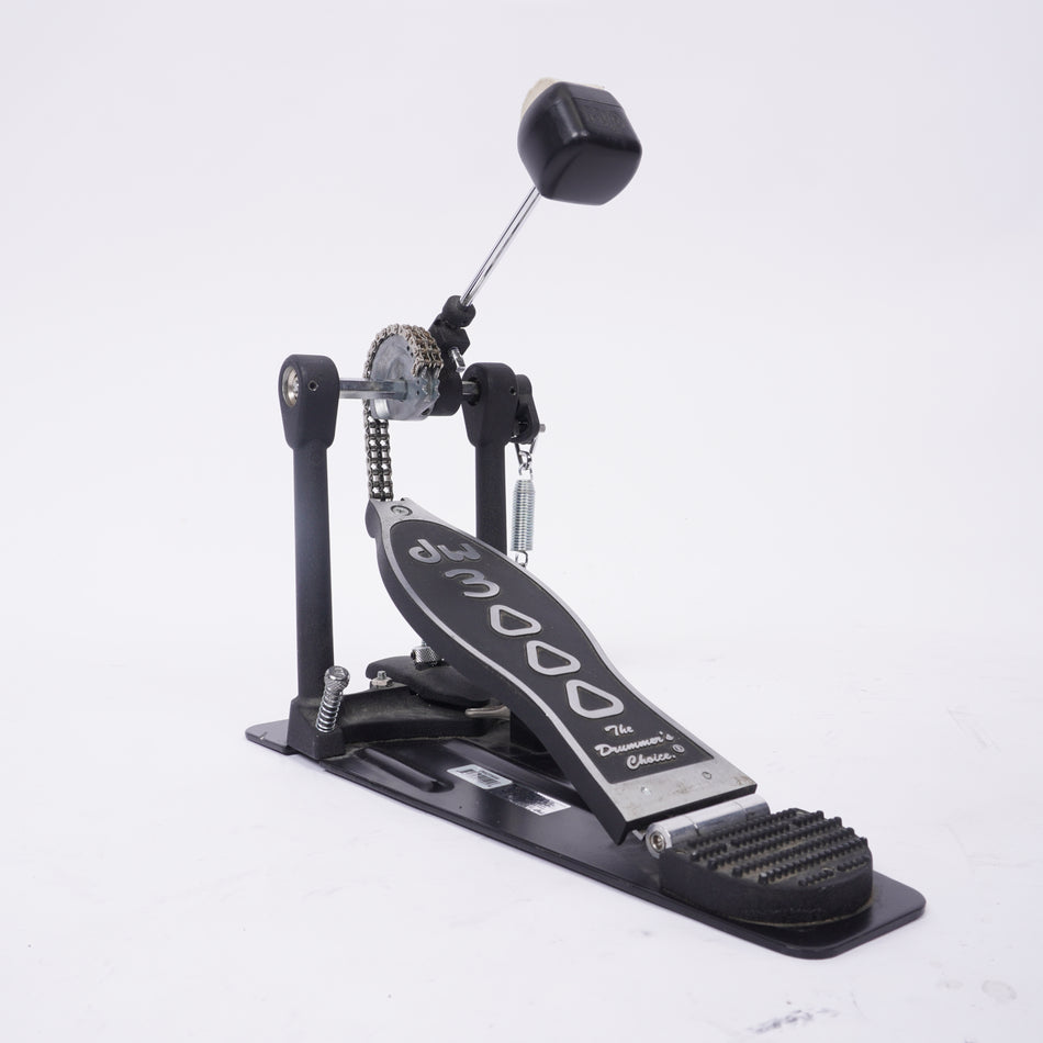 DW 3000 SINGLE BASS DRUM PEDAL