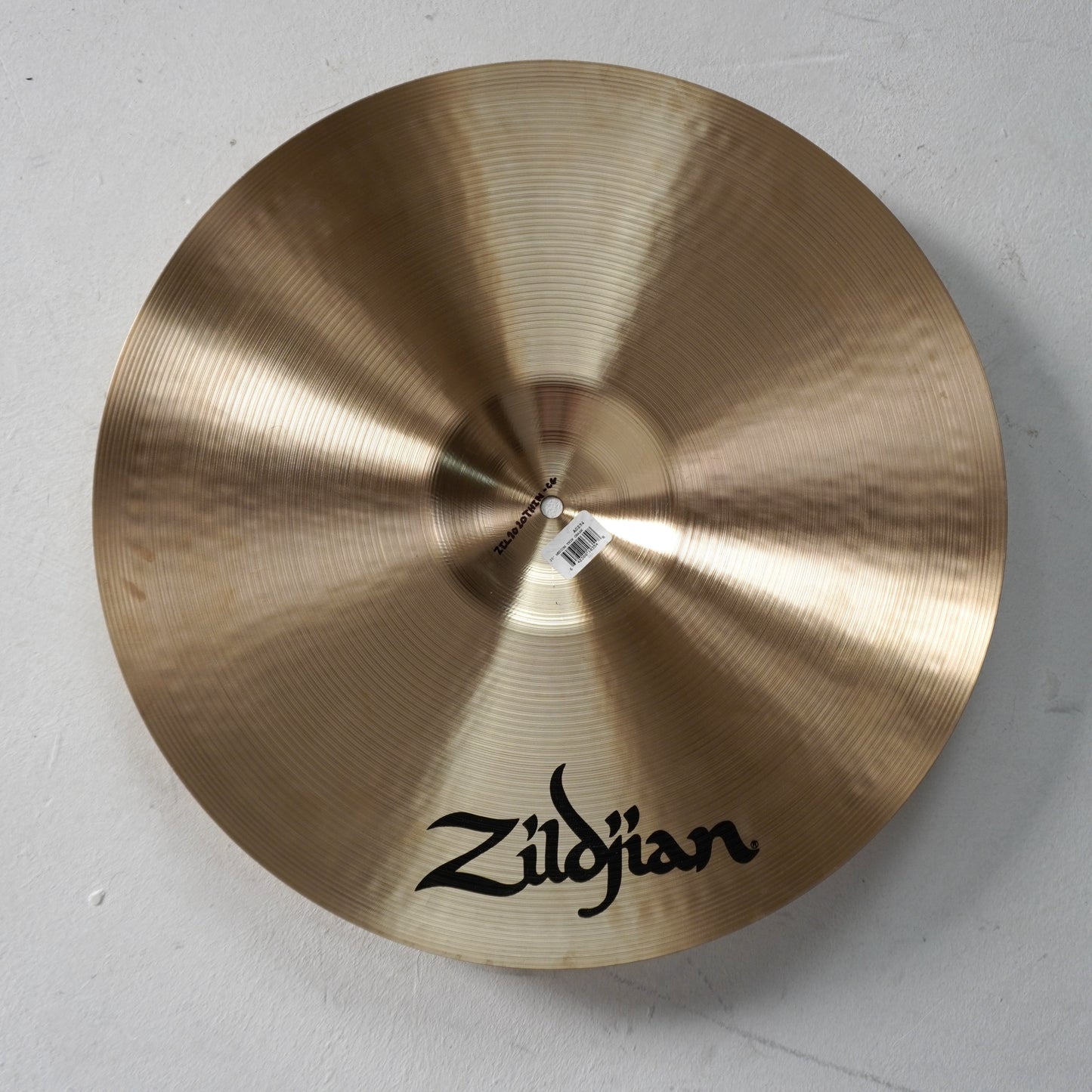 Pneus Zildjian 20" Avedis Medium Thin Crash