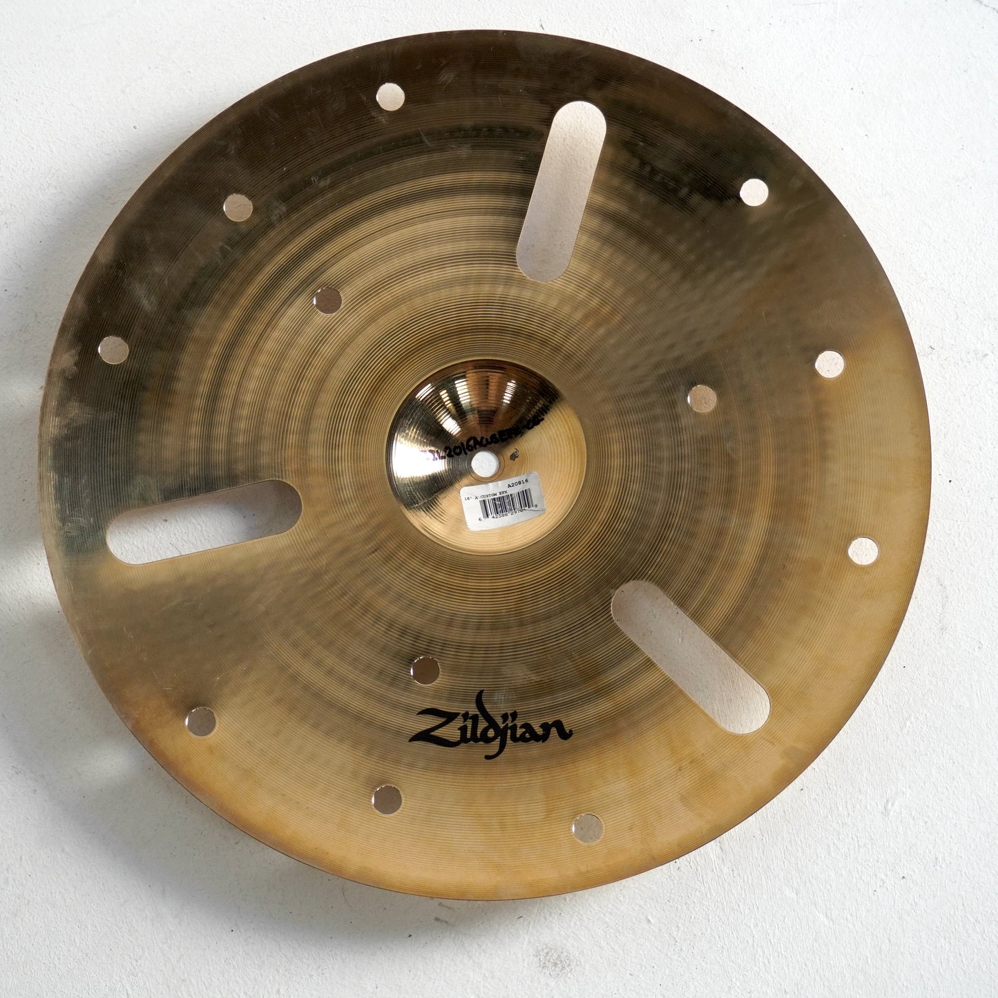 Zildjian 16" Ein benutzerdefiniertes EFX Crash