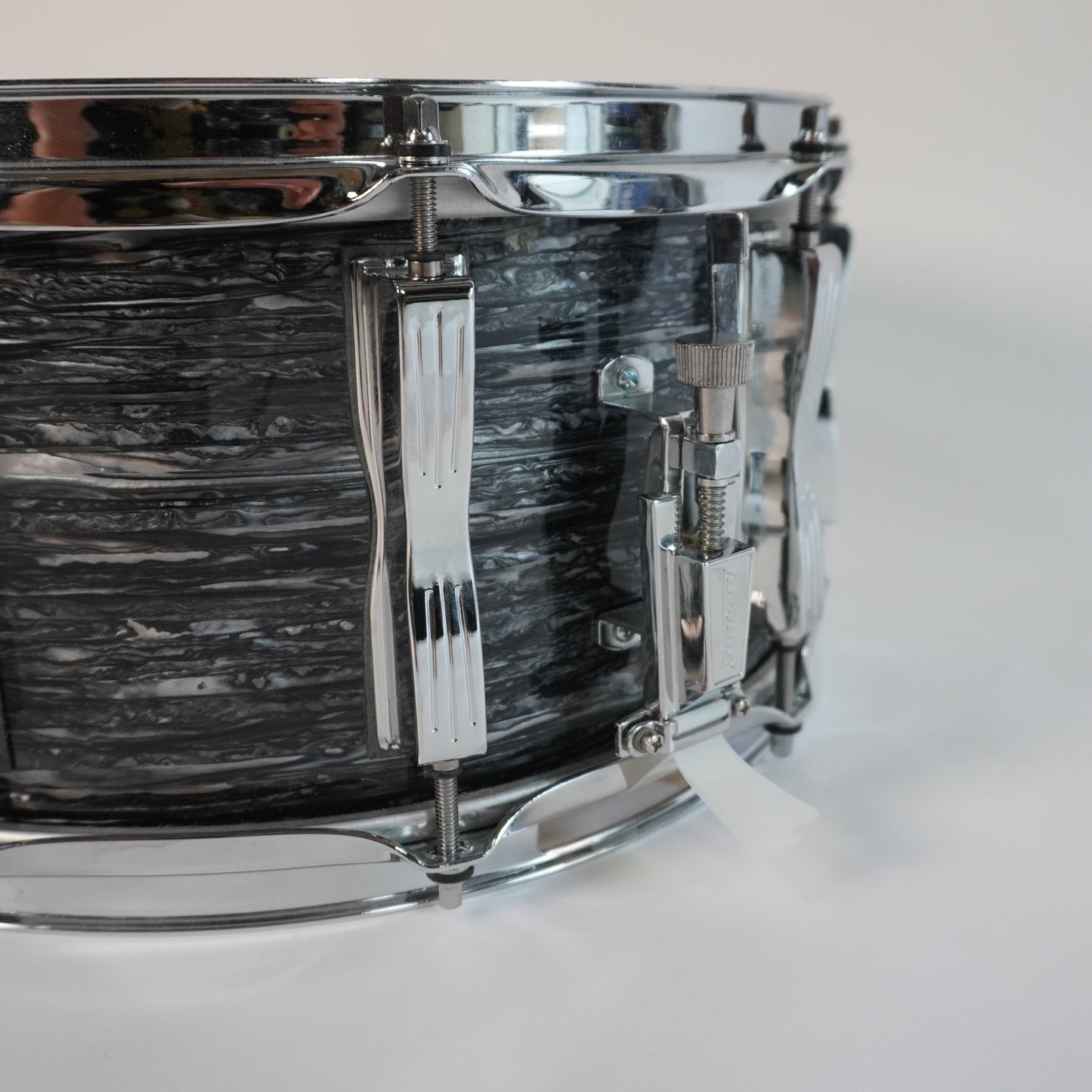 Ludwig 14"x6.5 Black Oyster Snare LM403