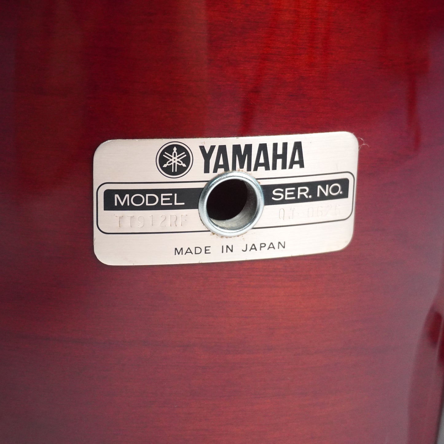 Yamaha 9000 Recording Custom 12” x 10” Tom in Cherry Red