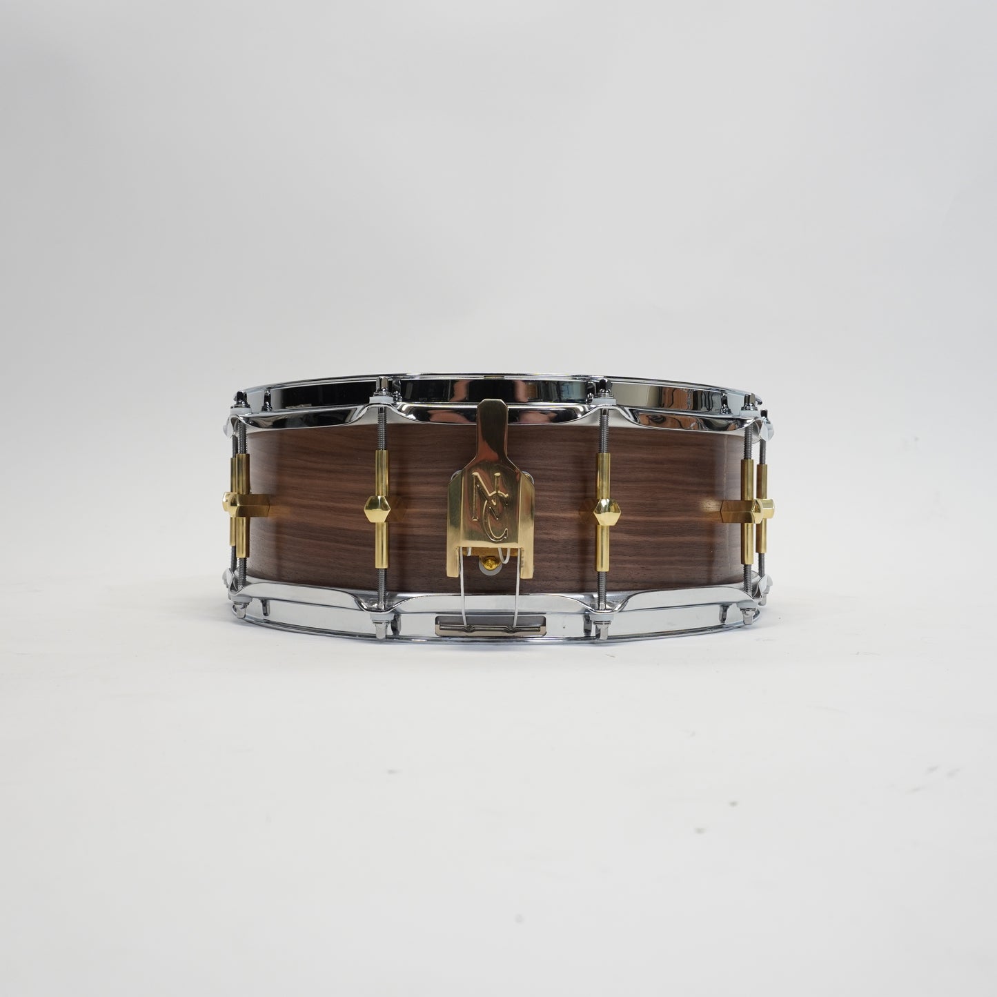 Noble & Cooley Solid Shell Walnut Snare 5X14 - Natural Satin, Brass Hardware, Flanged Chrome Hoops