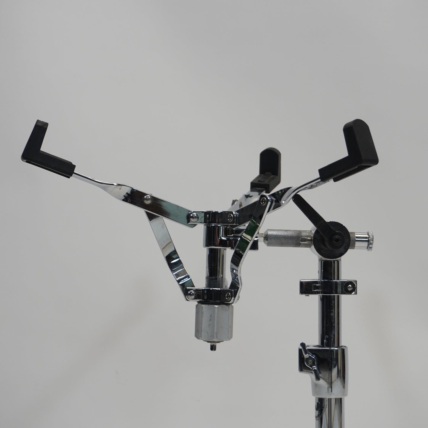 DW9300 SNARE DRUM STAND