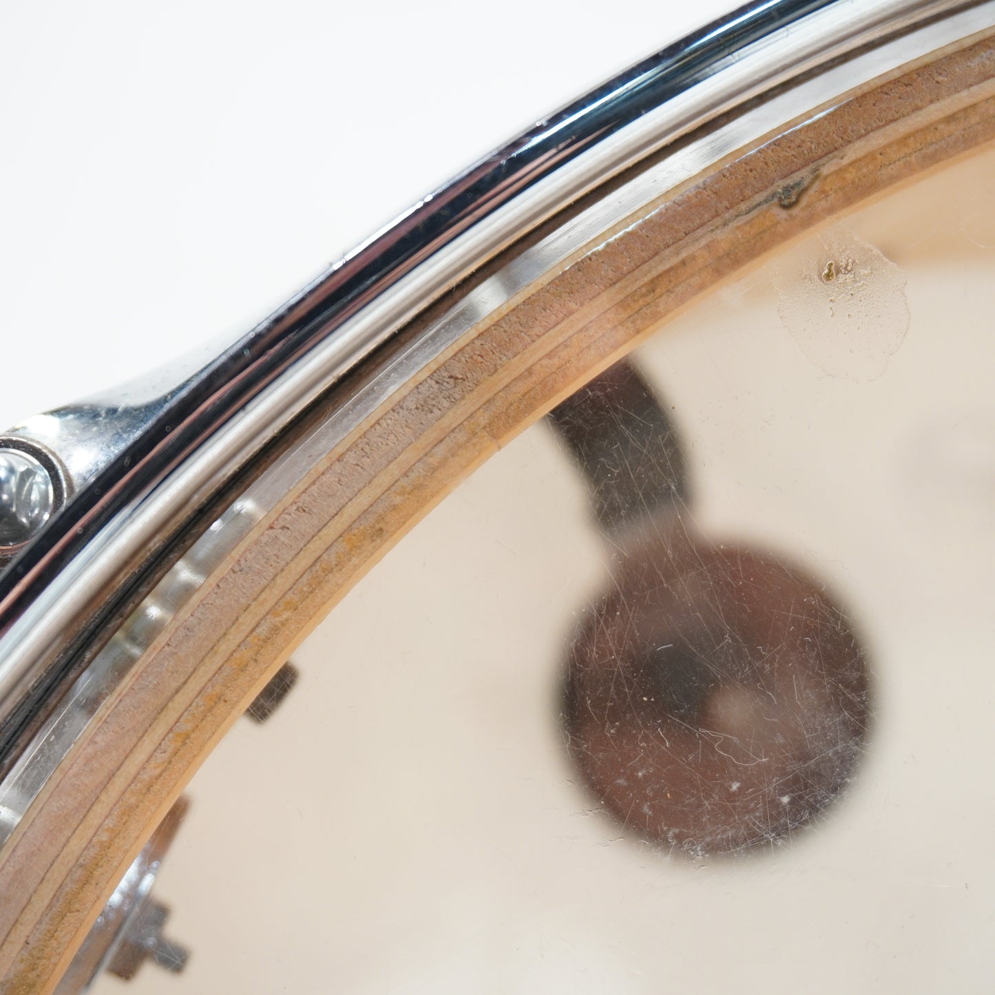 LUDWIG CLASSIC L403 14"x 6.5" ROCK CONCERT MAPLE SNARE DRUM