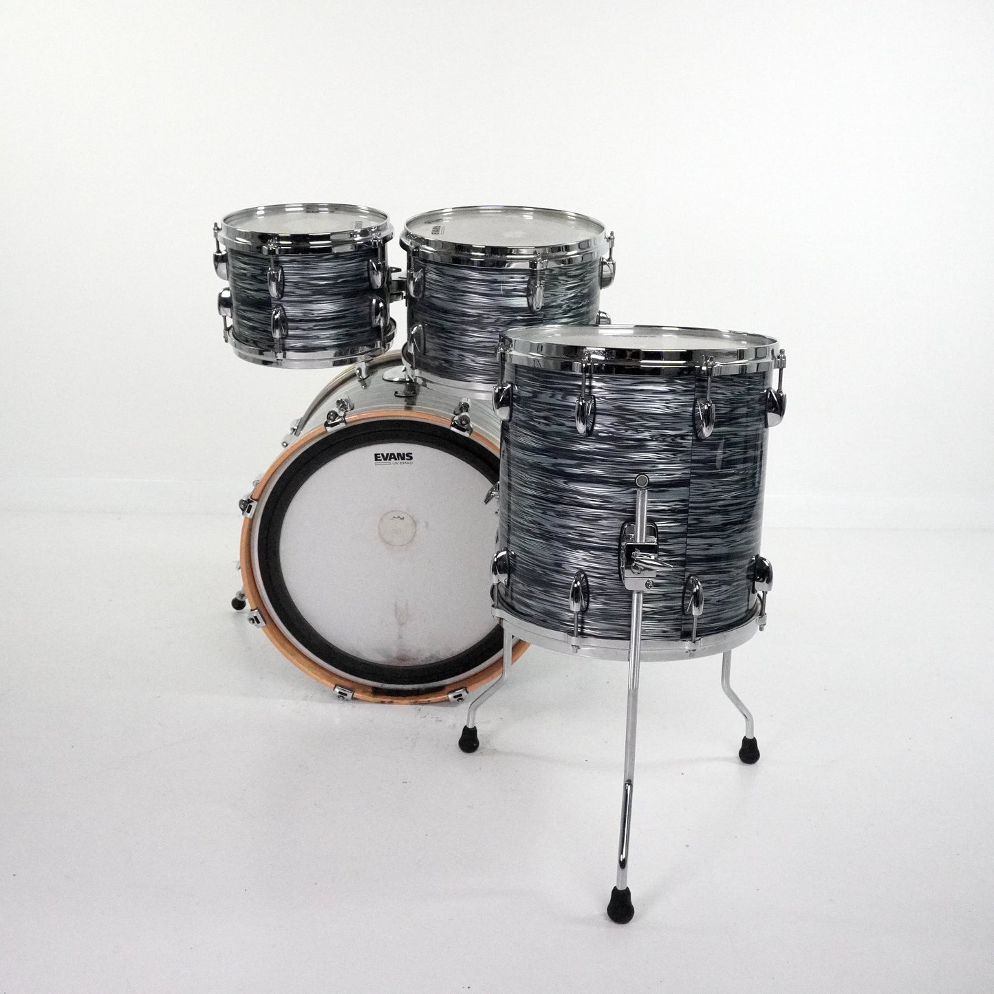 Gretsch Renown 4-piece Drum Kt in Grey Oyster Pearl 20,10,12,14