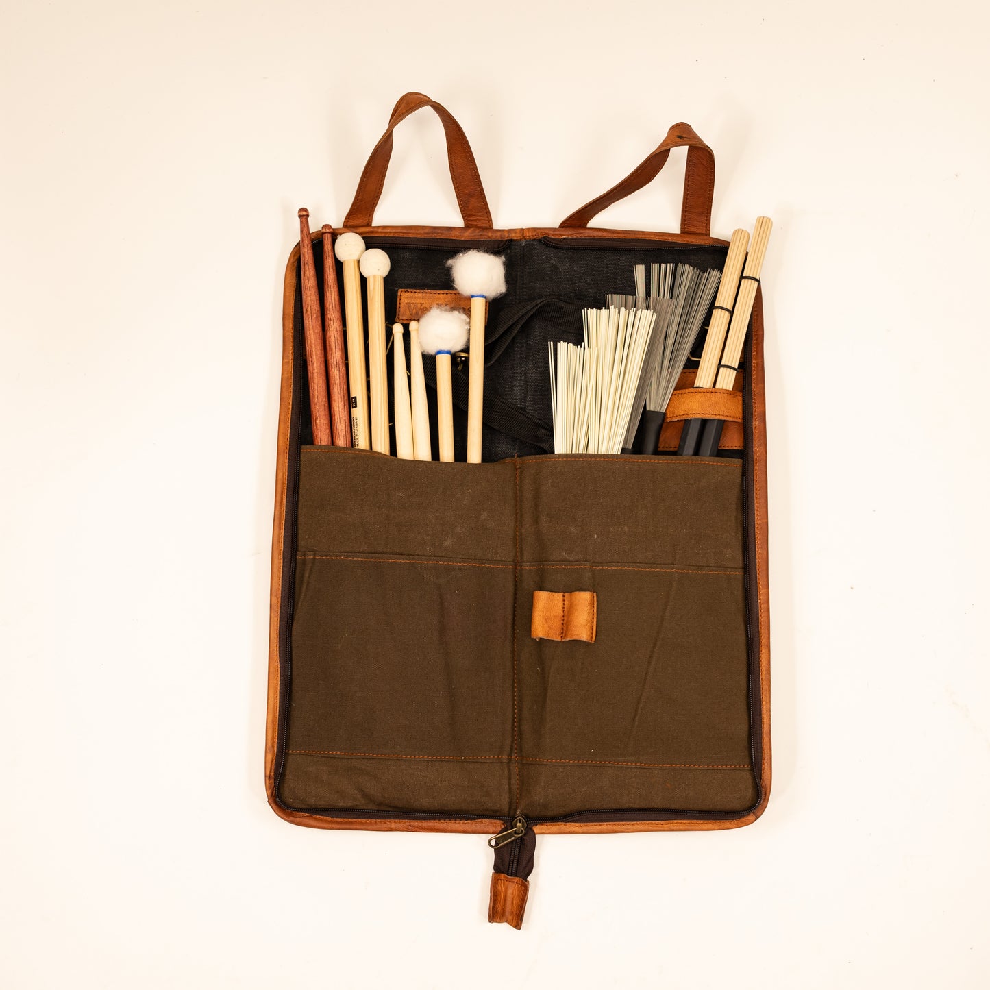 Zyn Luxus-Sticktasche aus Leder und Canvas